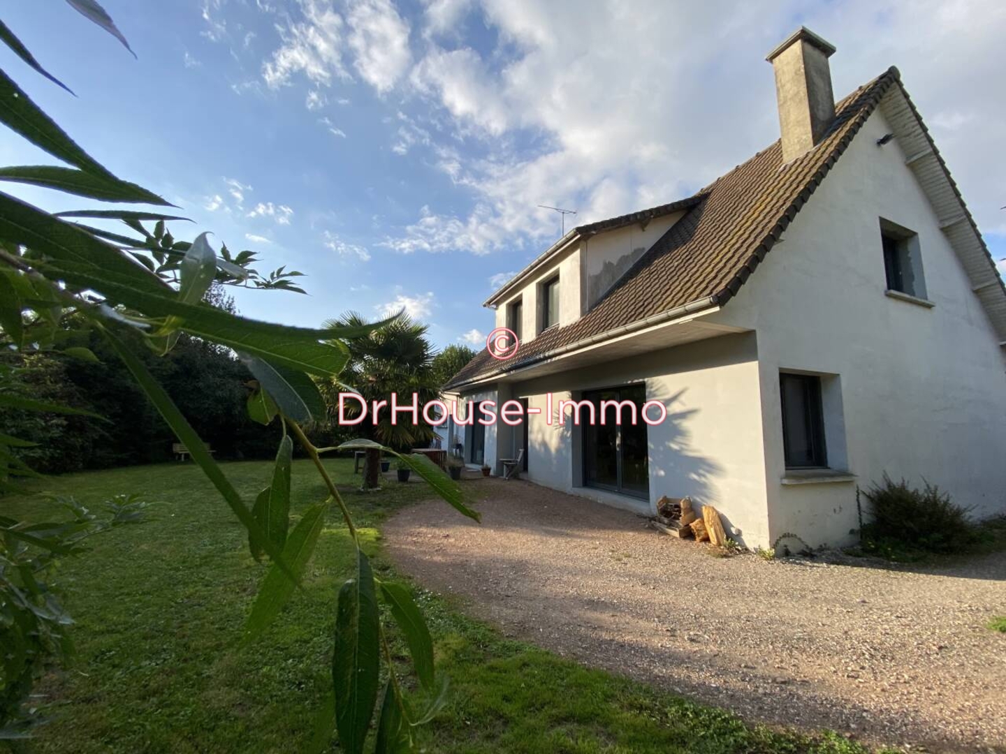 Maison 9 pièces de 128 m² - Hesdin (62140)