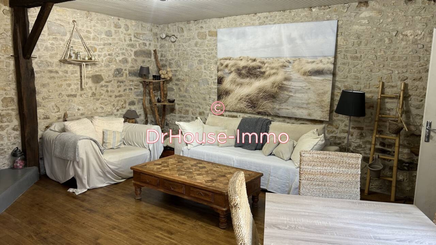 Maison 3 pièces de 92 m² - Montigny-sur-Loing (77690)