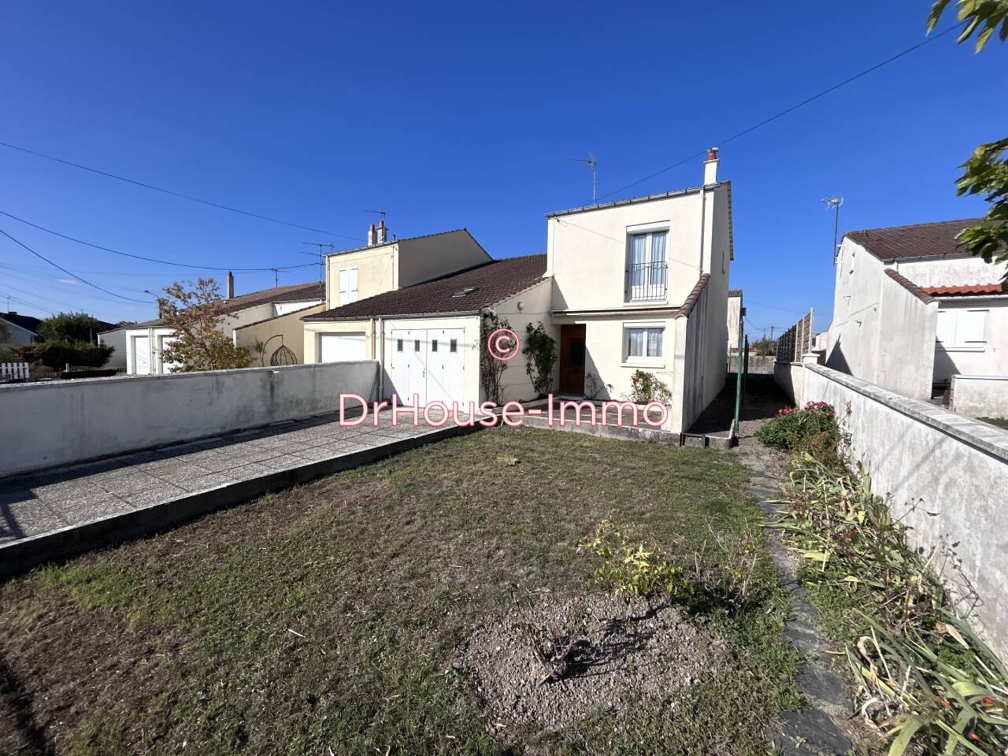 Maison 5 pièces de 95 m² - Loudun (86200)
