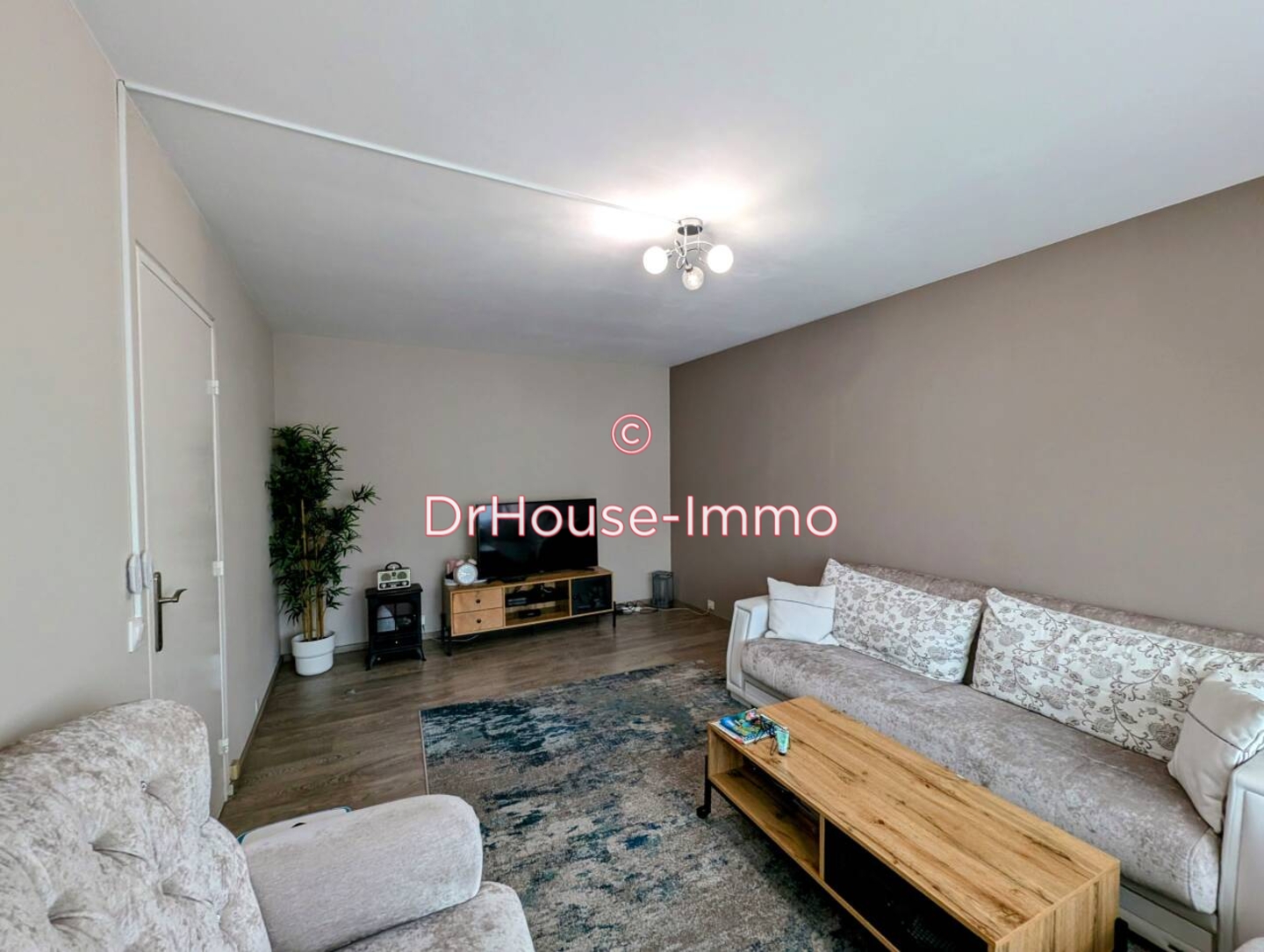 Appartement 2 pièces de 51 m² - Olivet (45160)