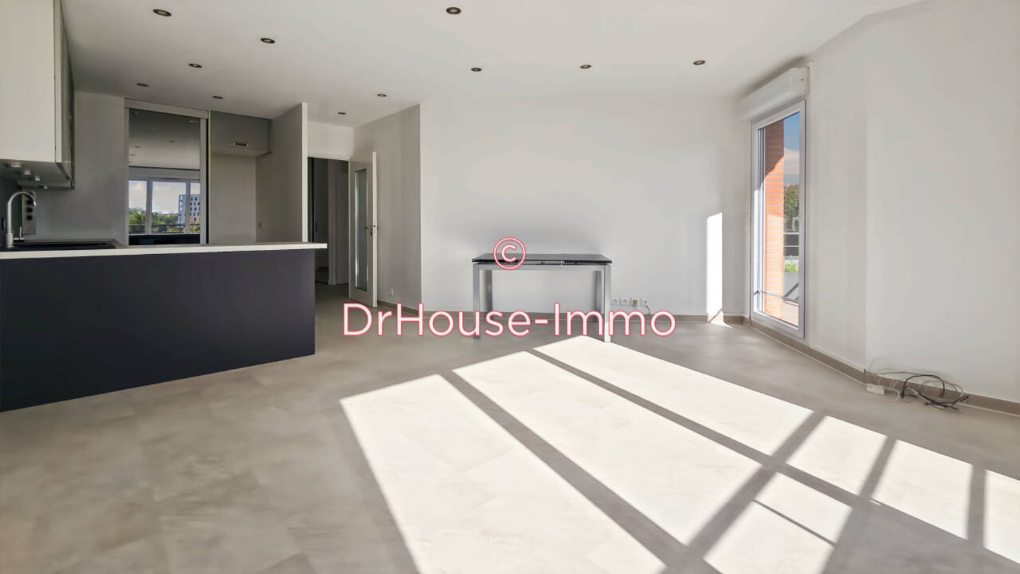 Appartement 3 pièces de 63 m² - Grigny (91350)