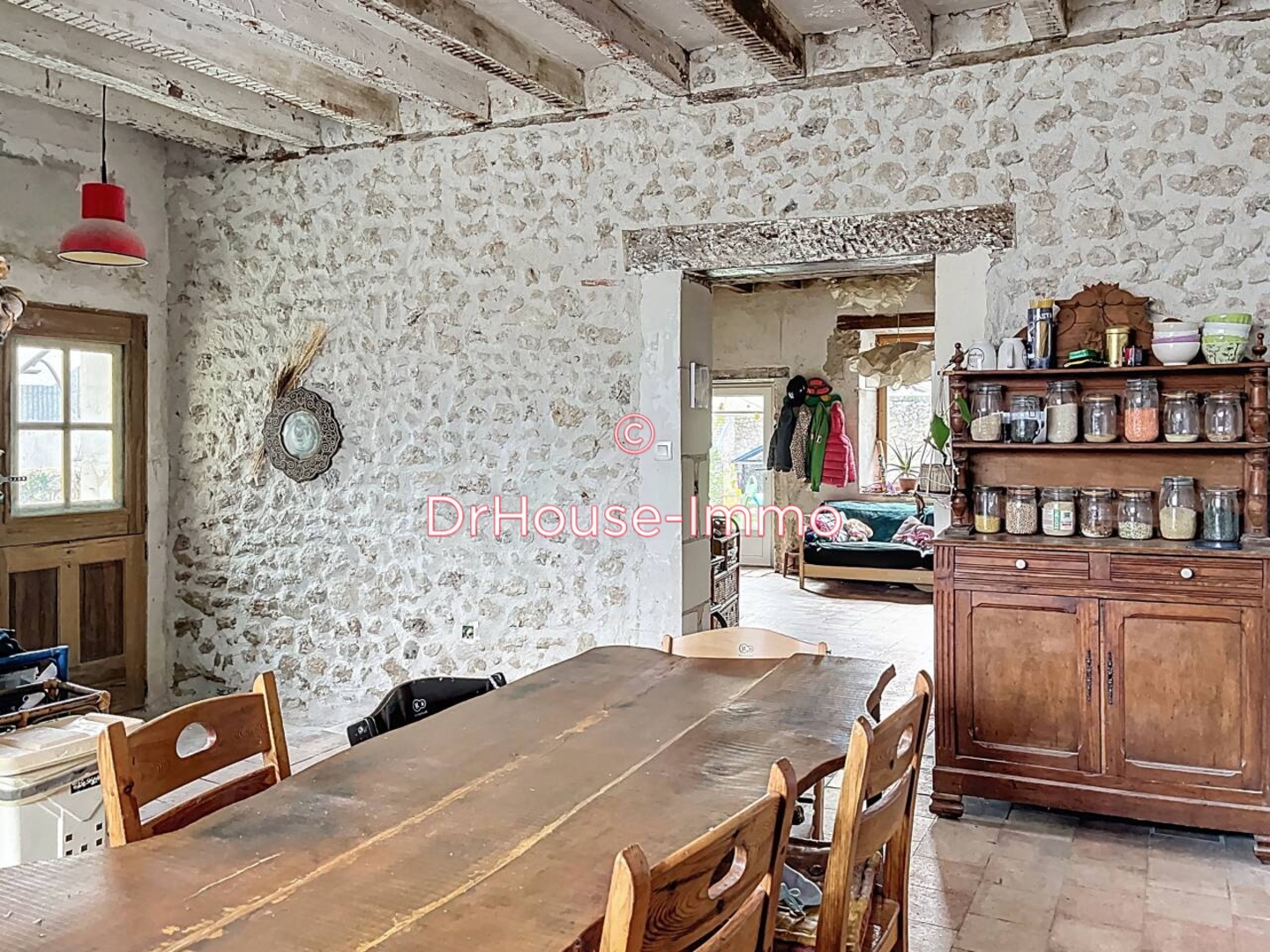 Maison 6 pièces de 147 m² - Château-la-Vallière (37330)