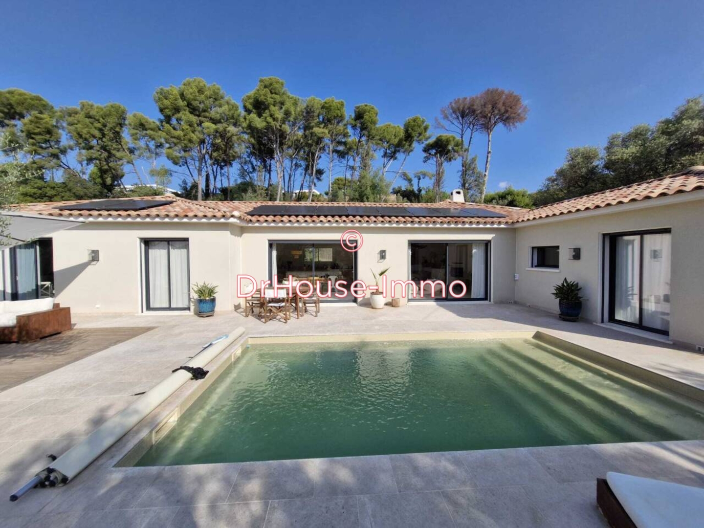 Maison 5 pièces de 158 m² - Ollioules (83190)