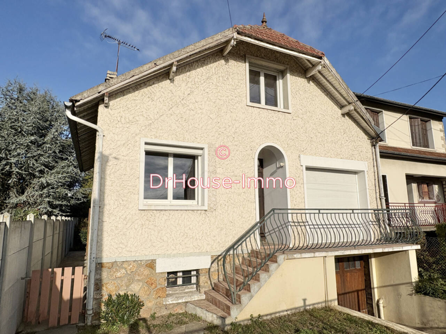 Maison 5 pièces de 92 m² - Mantes-la-Ville (78711)