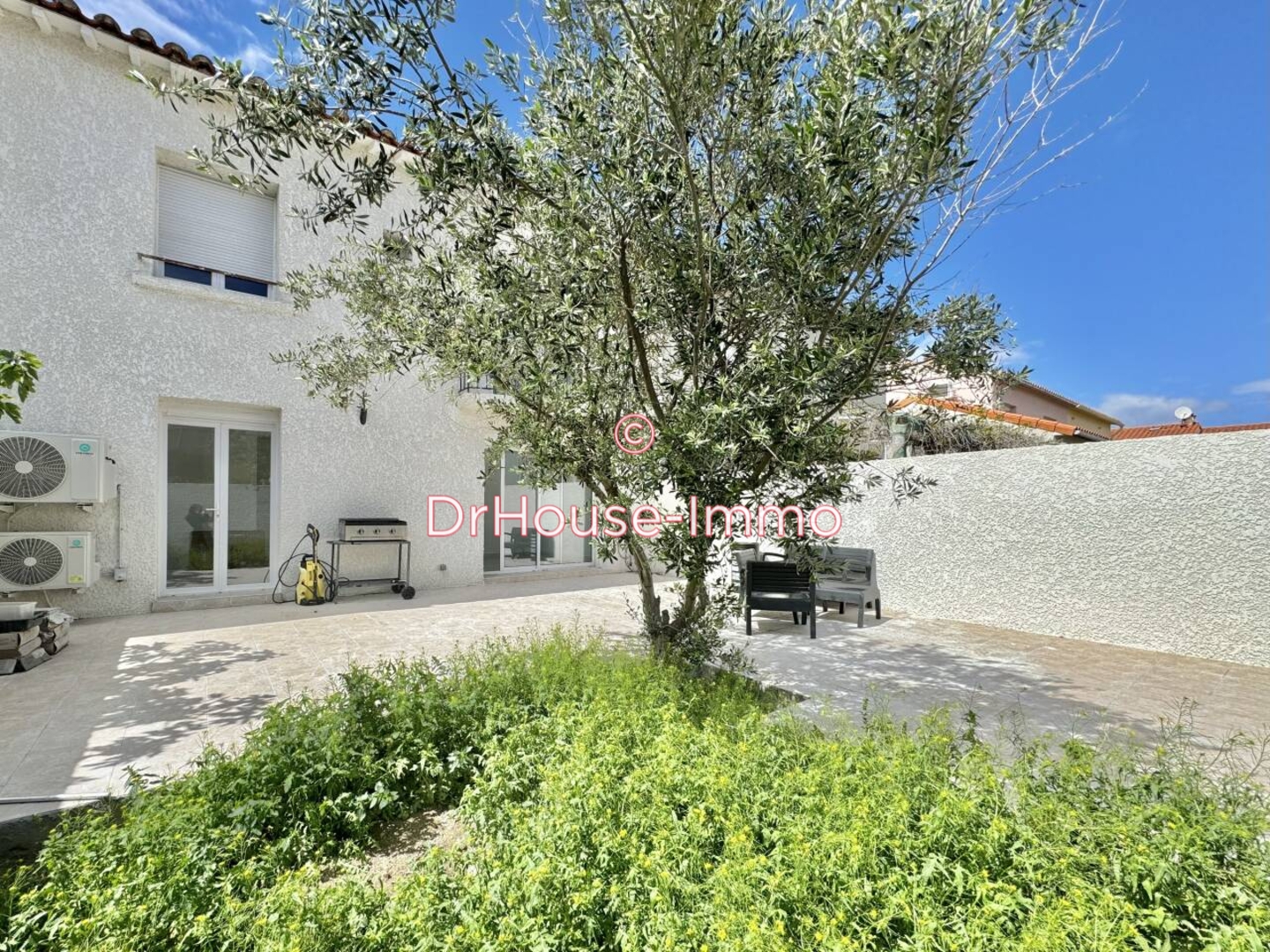 Maison 4 pièces de 120 m² - Saint-Estève (66240)
