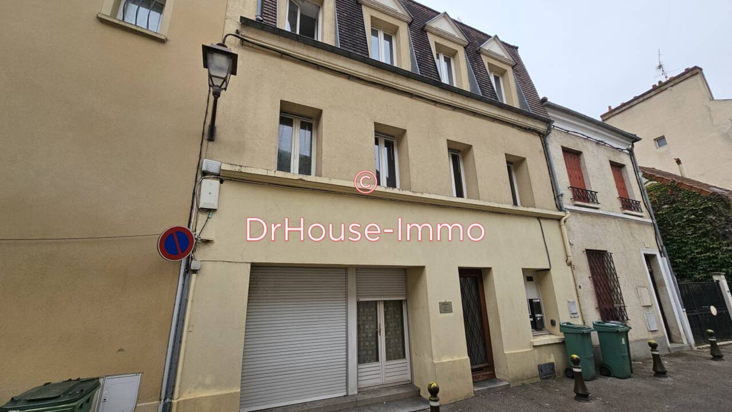 Immeuble de 270 m² - Mantes-la-Jolie (78200)
