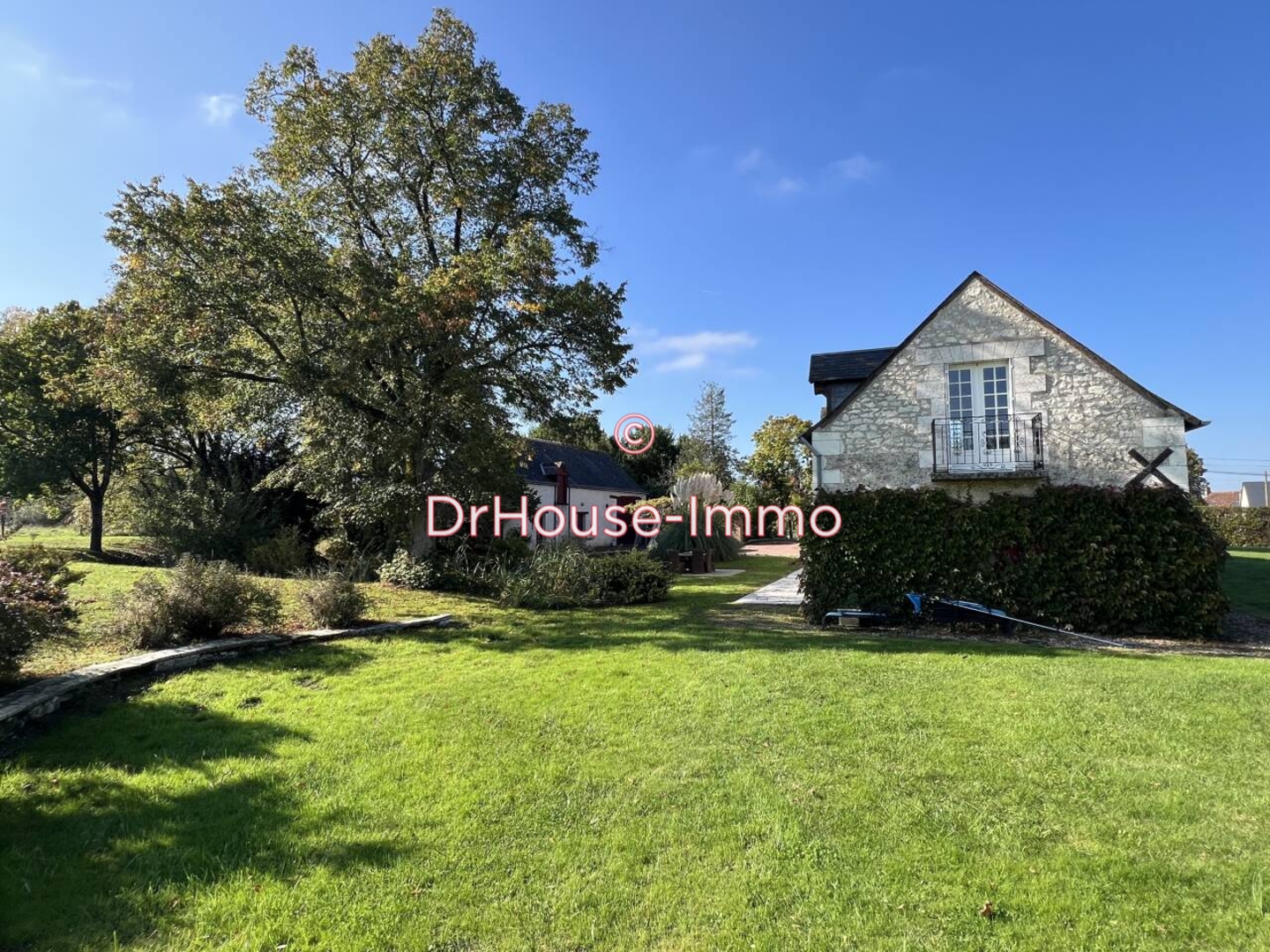 Maison 6 pièces de 163 m² - Manthelan (37240)