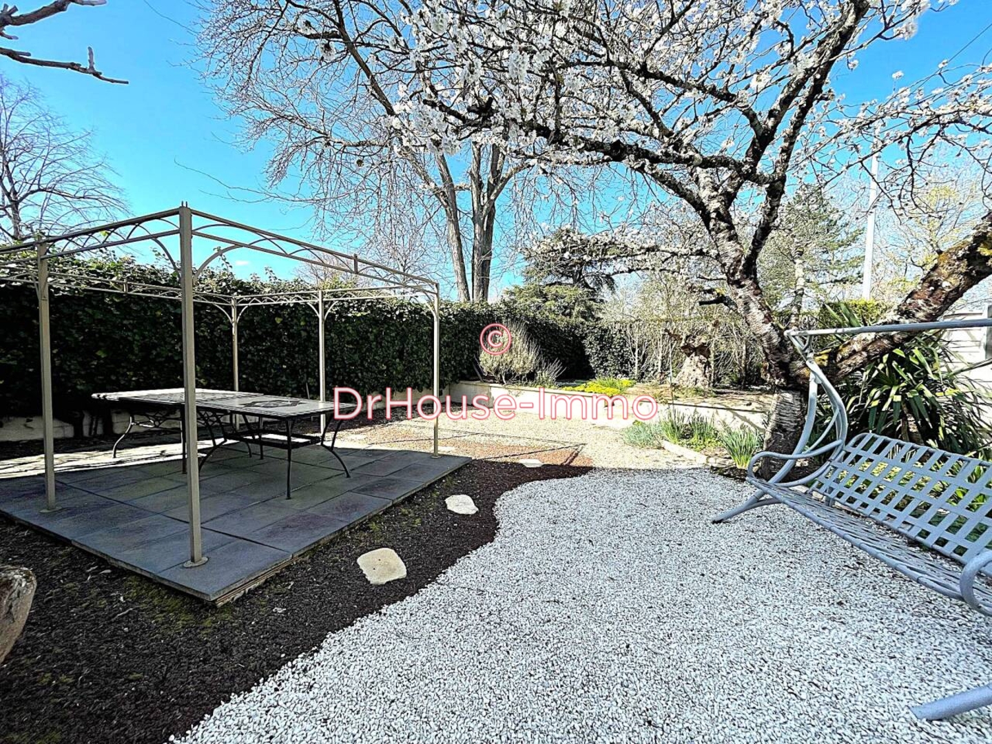 Maison 5 pièces de 130 m² - Poitiers (86000)