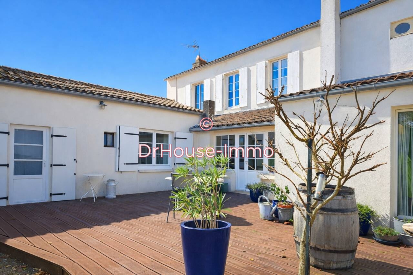 Maison 9 pièces de 168 m² - Charron (17230)