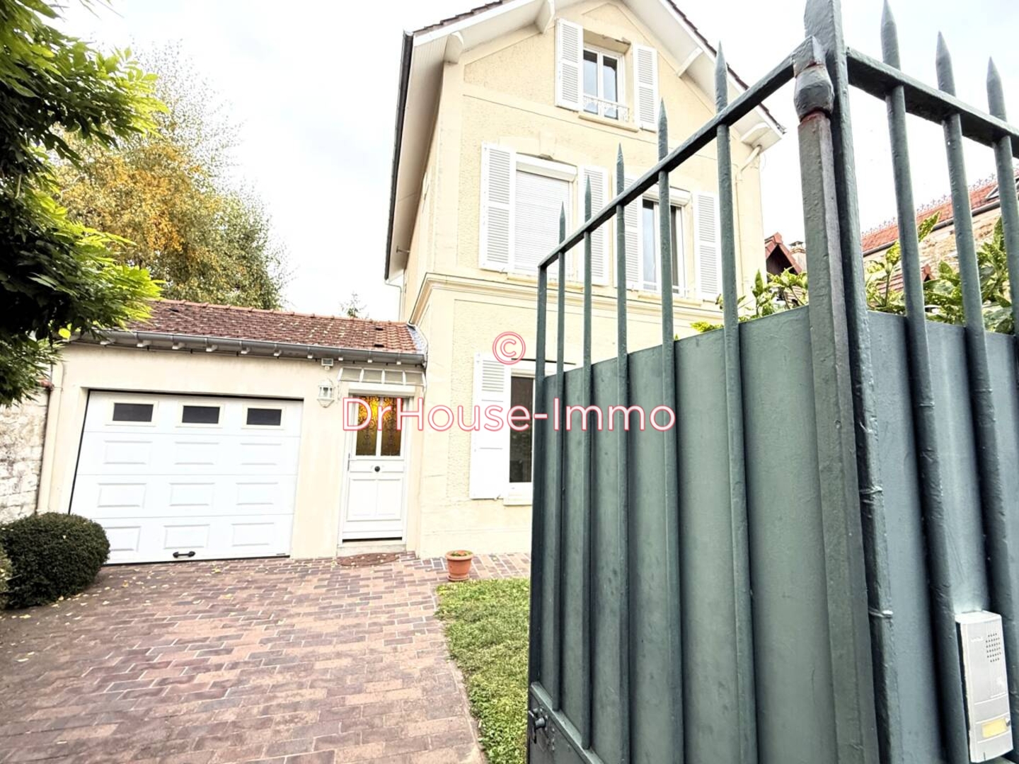 Maison 7 pièces de 130 m² - Vernon (27200)