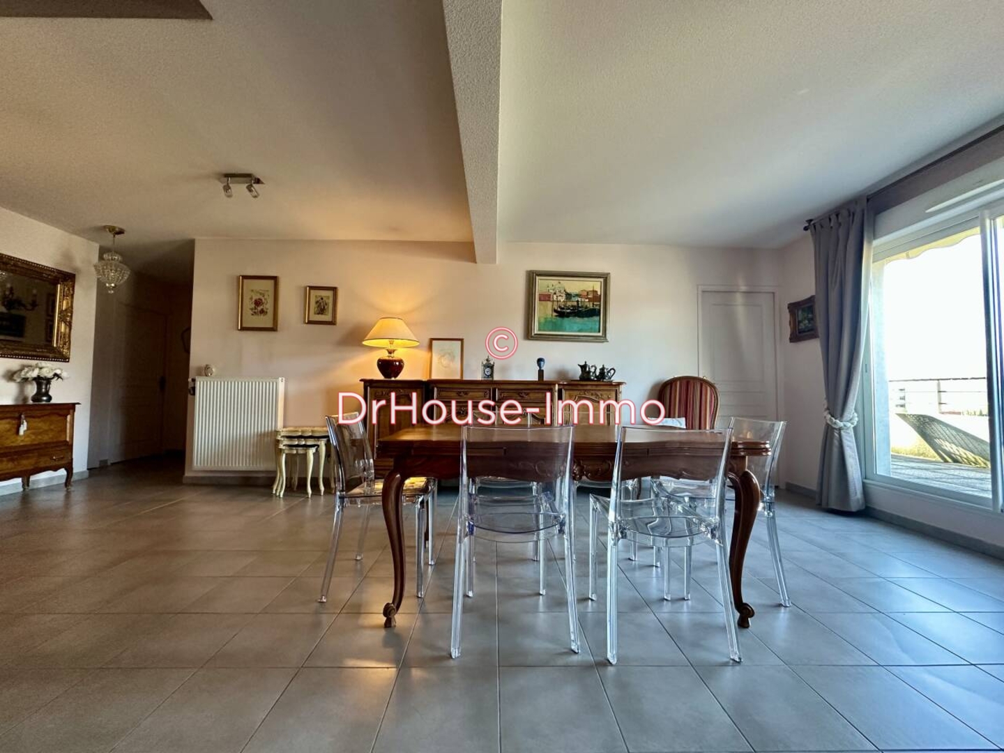 Appartement 4 pièces de 118 m² - Valence (26000)