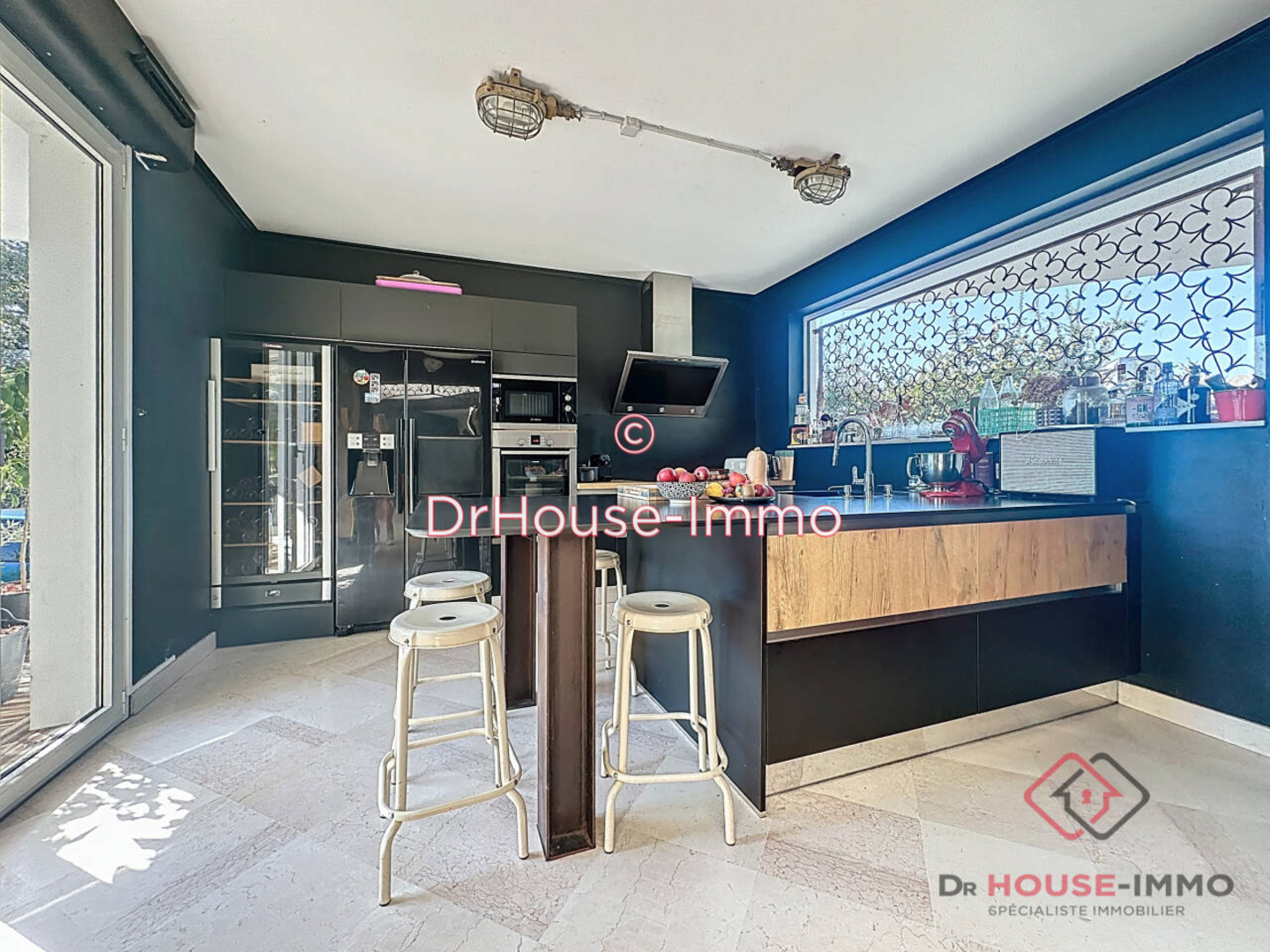 Maison 6 pièces de 188 m² - Périgueux (24000)