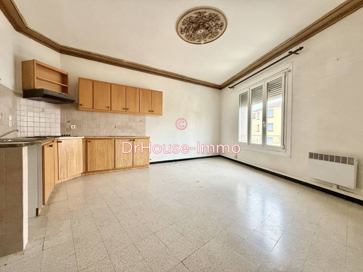 Maison 7 pièces de 190 m² - Saint-Estève (66240)