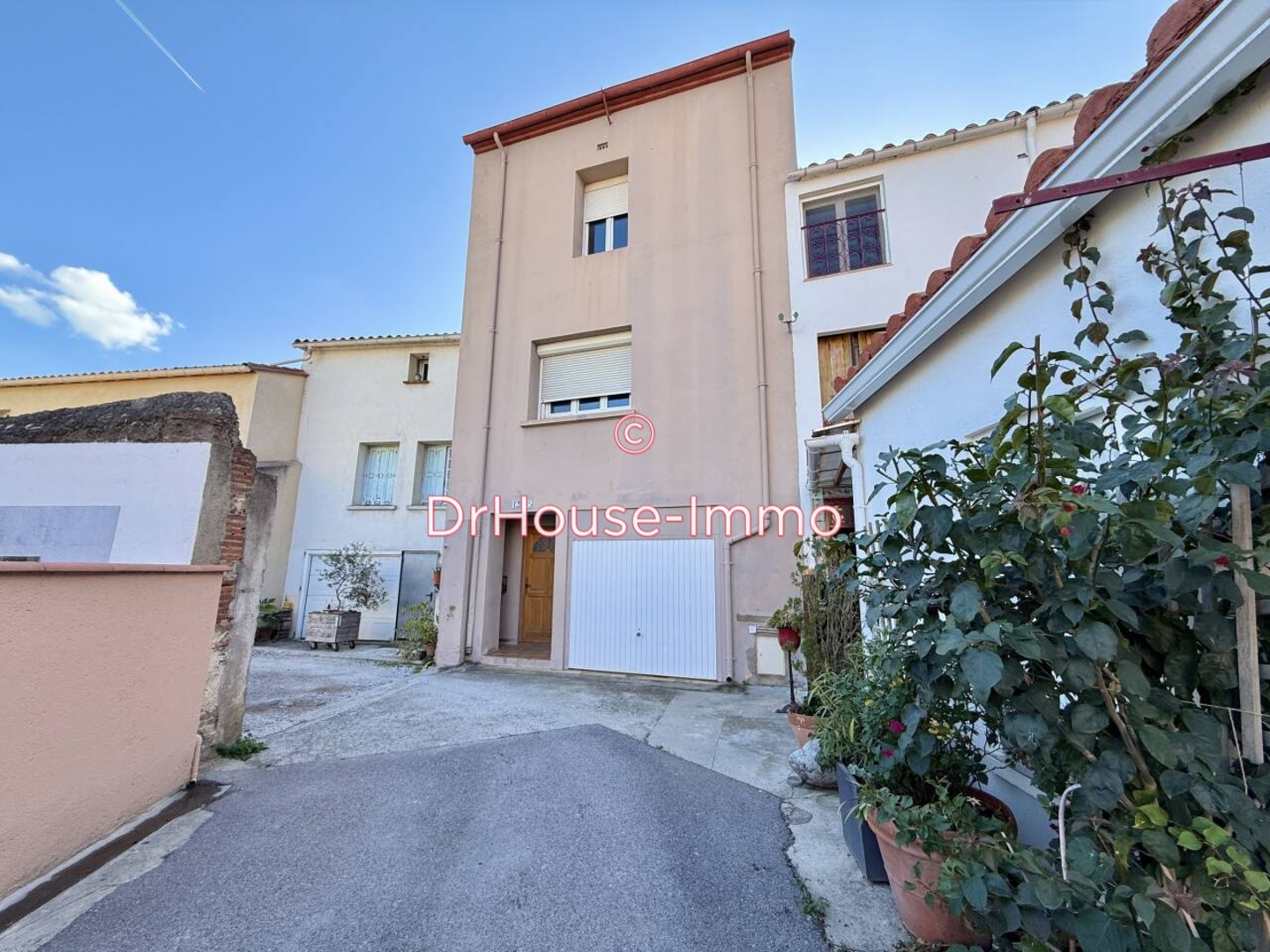 Maison 7 pièces de 190 m² - Saint-Estève (66240)