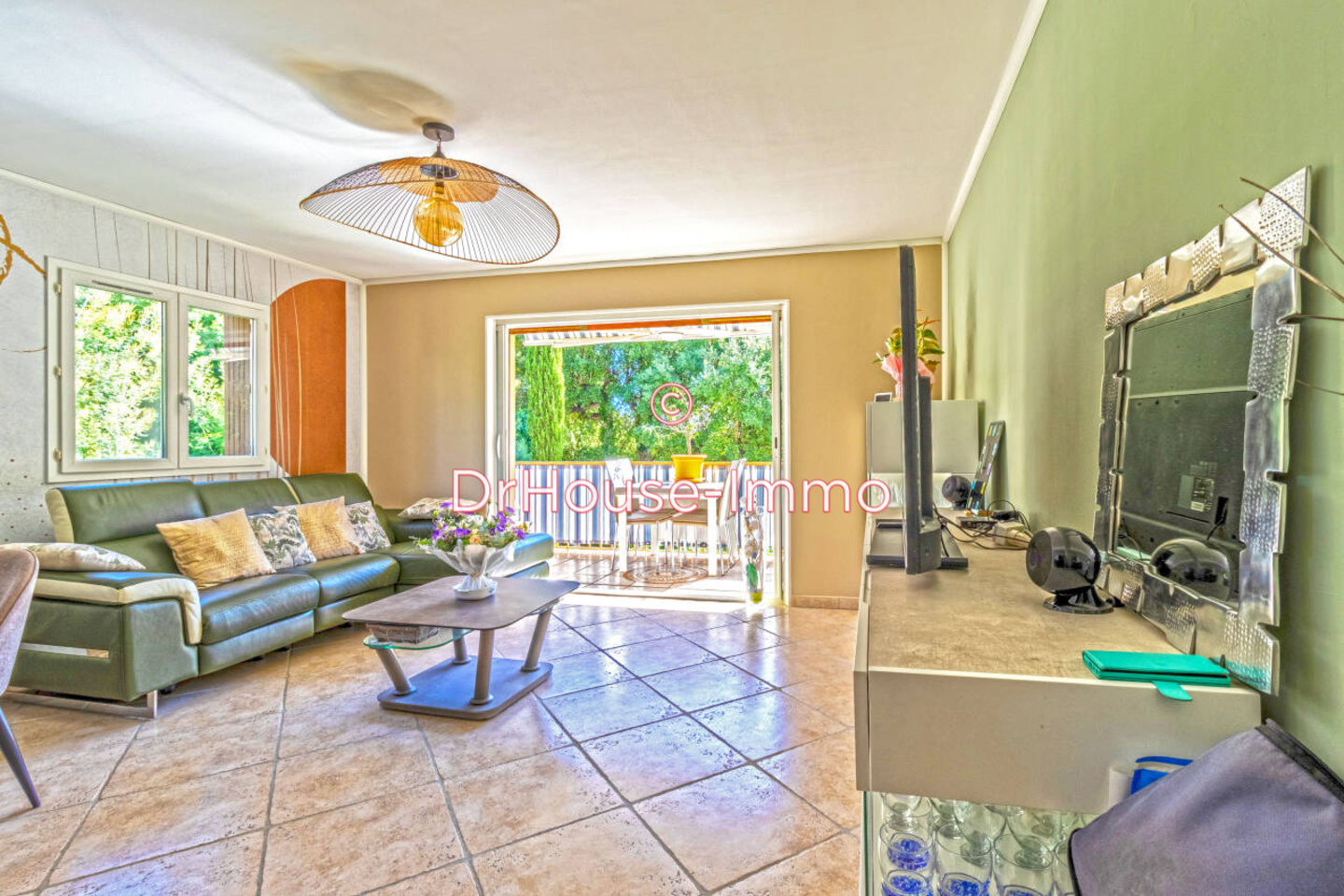 Appartement 4 pièces de 86 m² - Cavalaire-sur-Mer (83240)