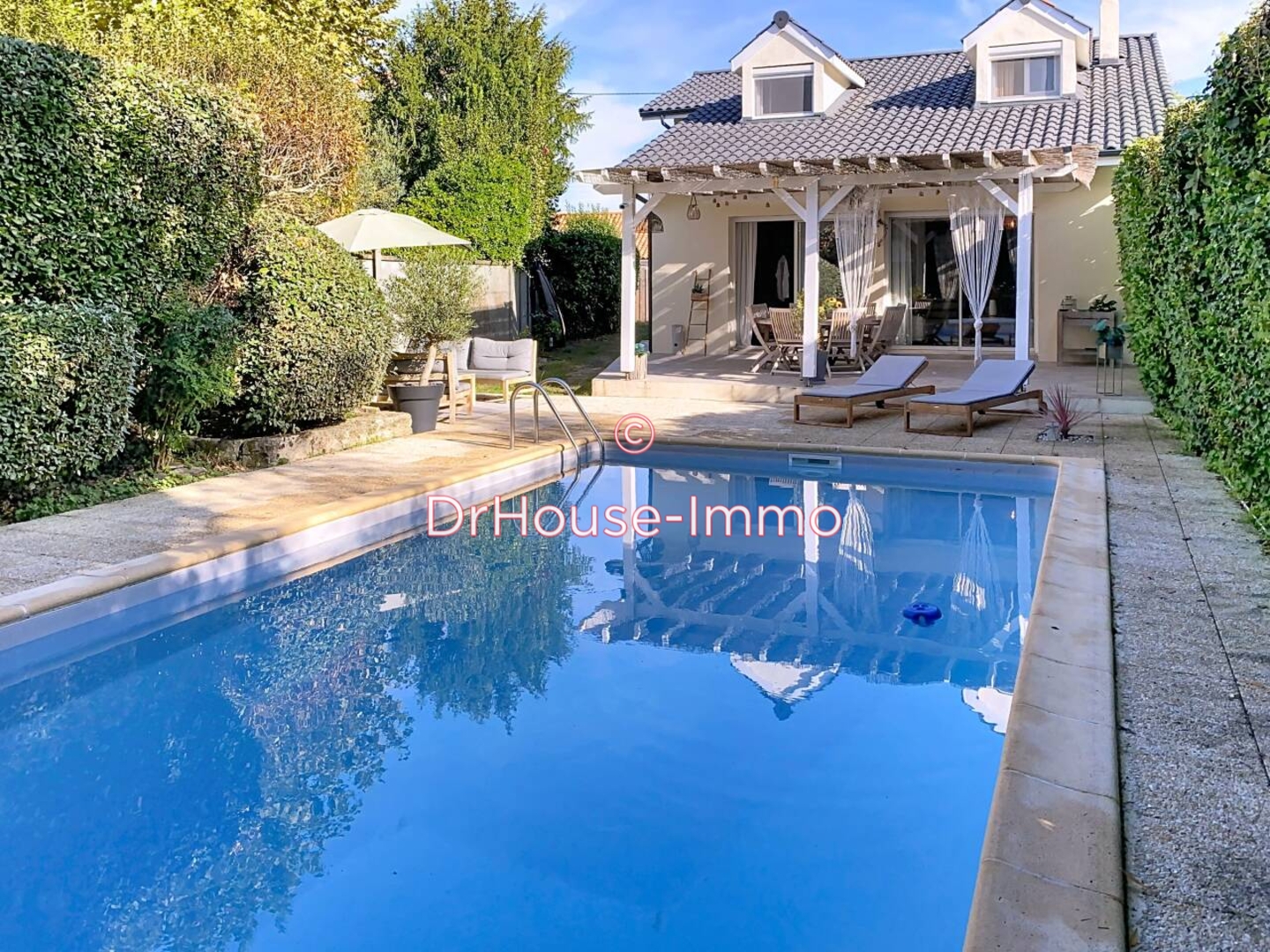 Maison 5 pièces de 173 m² - Saint-Médard-en-Jalles (33160)