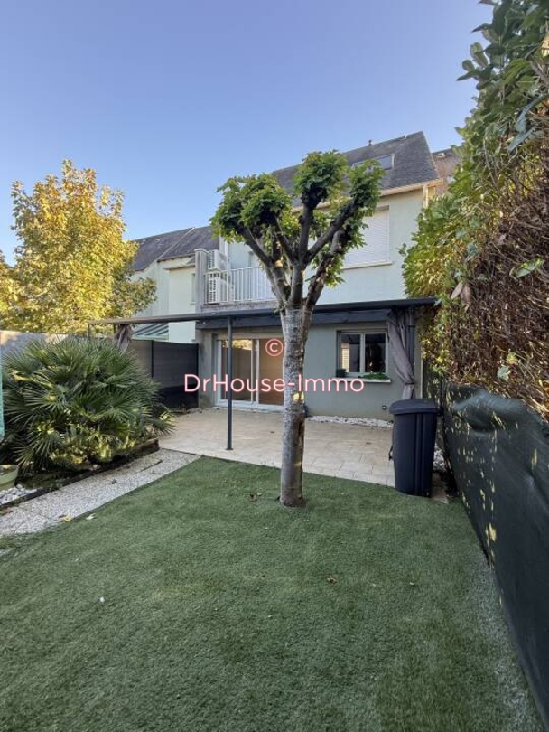 Maison 7 pièces de 136 m² - Châteauroux (36000)