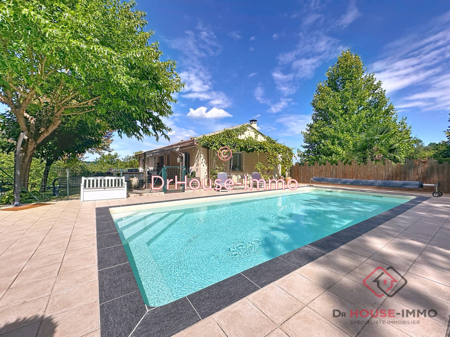 Maison 5 pièces de 147 m² - Marsac-sur-l'Isle (24430)