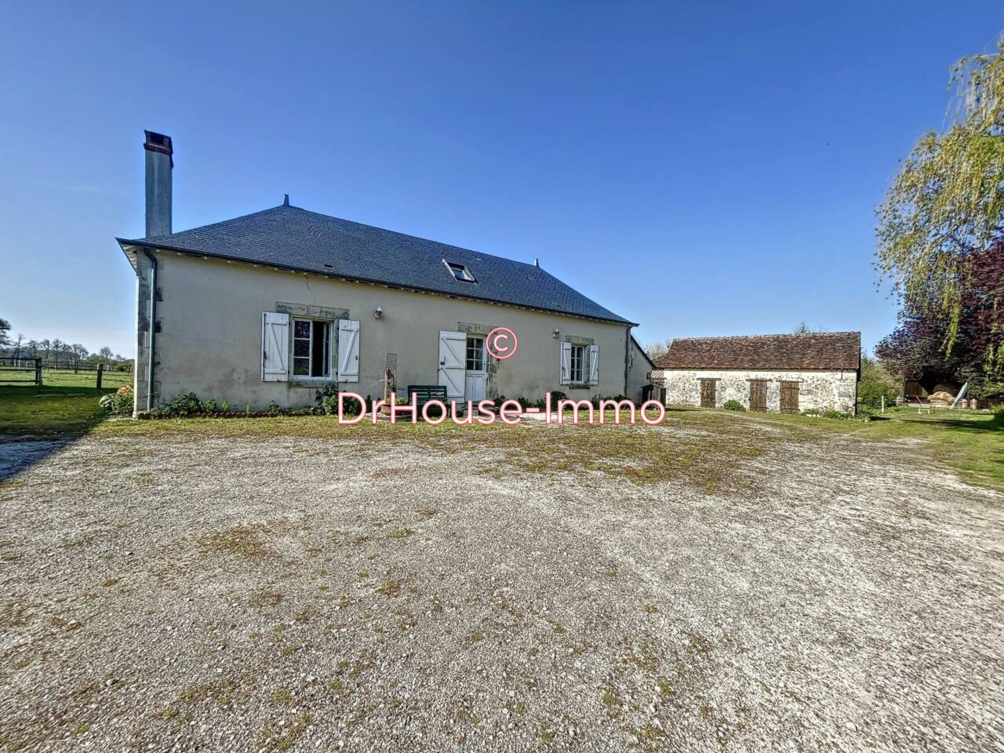 Maison 6 pièces de 208 m² - Château-la-Vallière (37330)