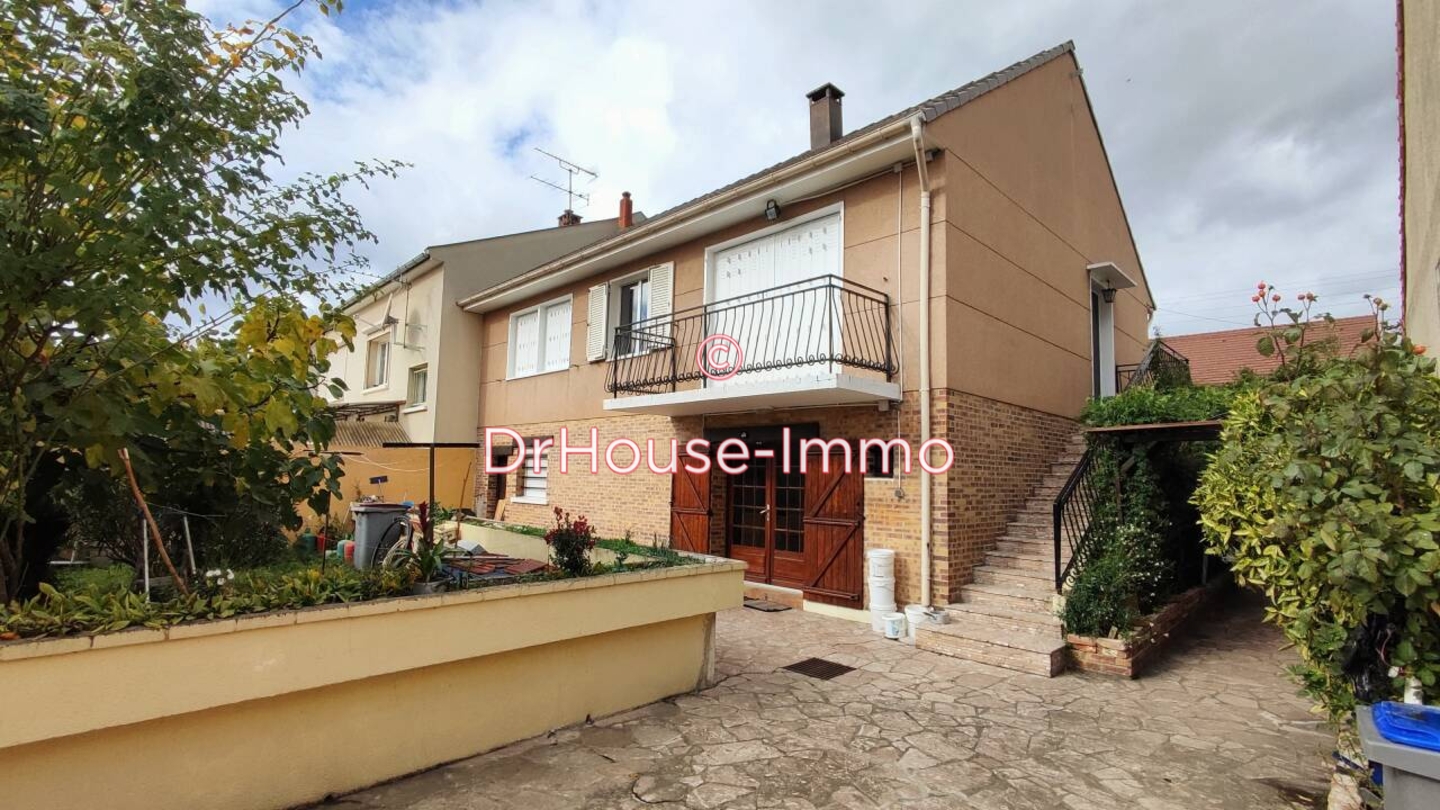 Maison 7 pièces de 140 m² - Argenteuil (95100)
