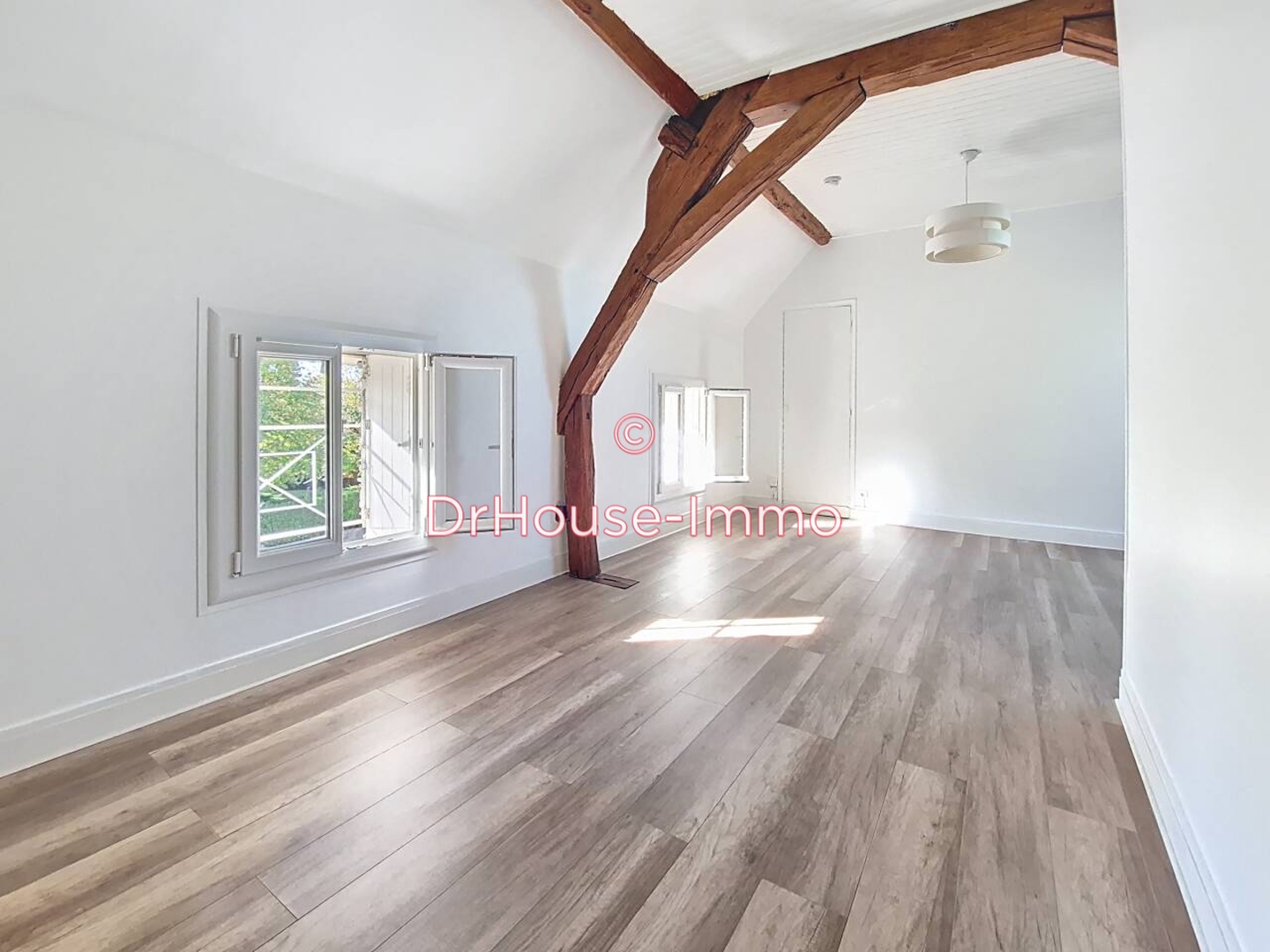 Appartement 2 pièces de 43 m² - Rambouillet (78120)