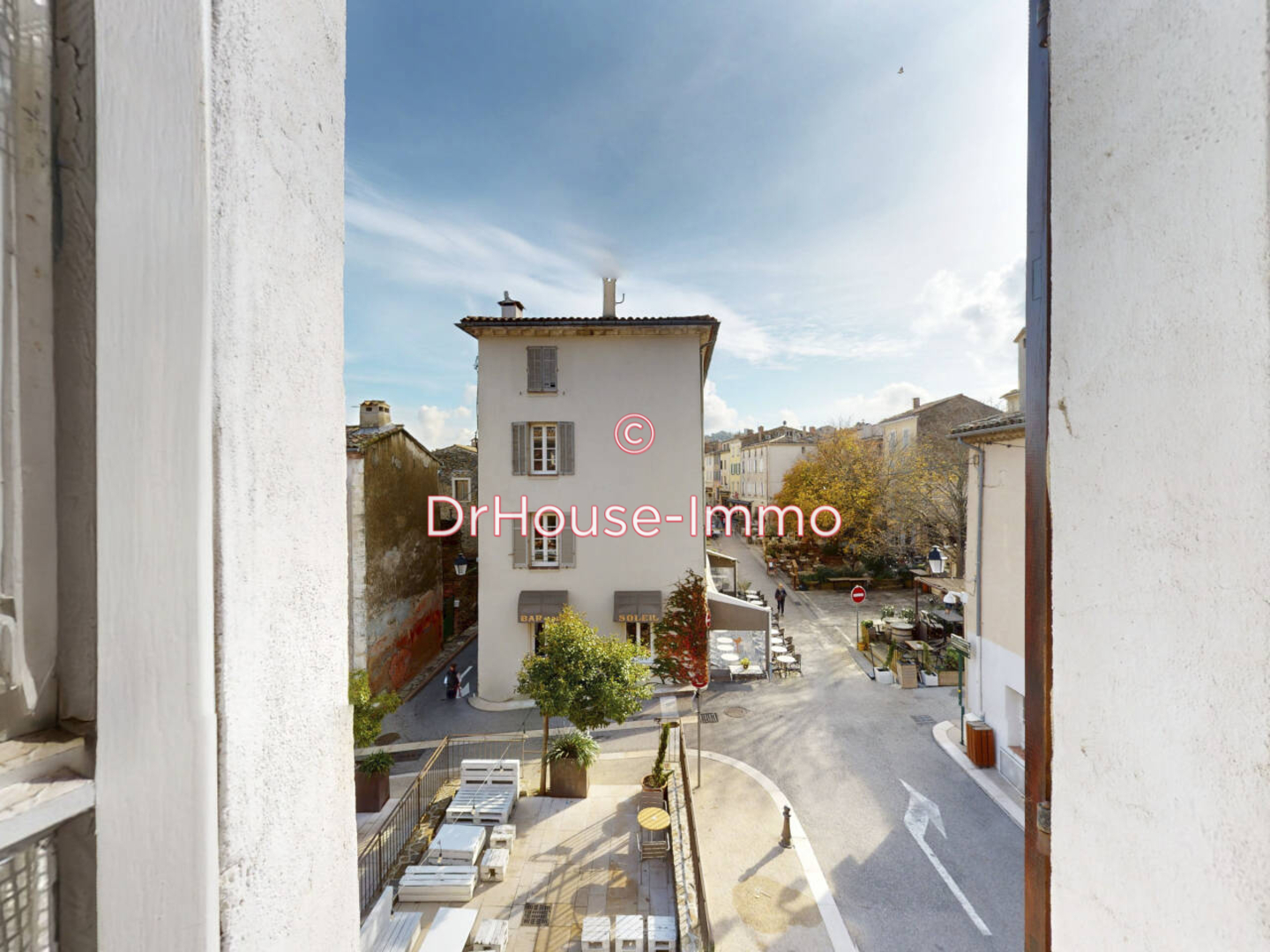 Maison 5 pièces de 105 m² - La Garde-Freinet (83680)