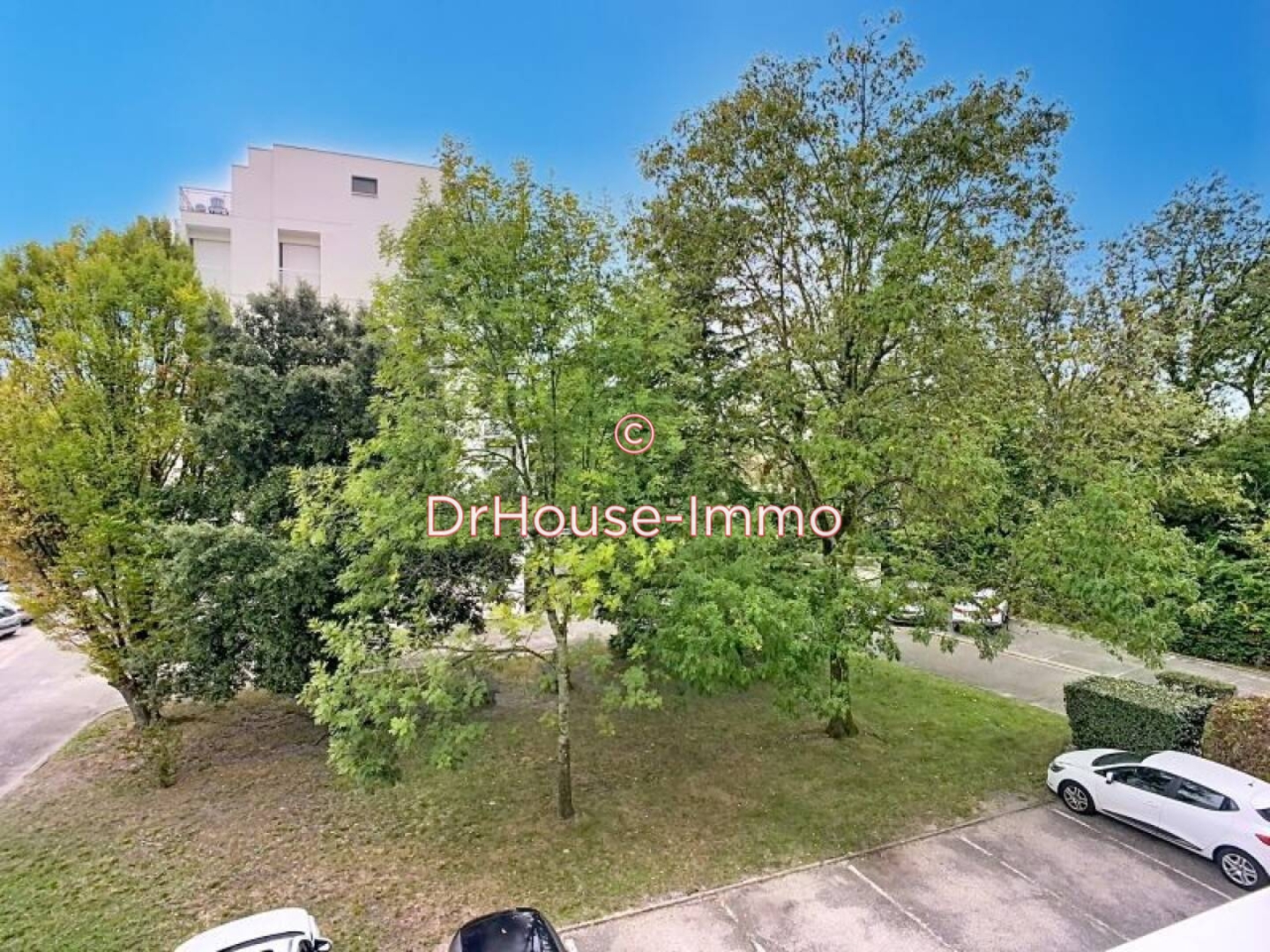 Appartement 4 pièces de 93 m² - Bordeaux (33200)