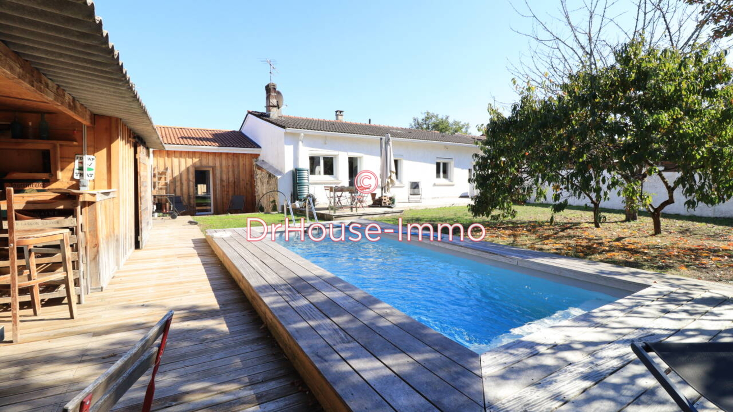 Maison 4 pièces de 131 m² - Blanquefort (33290)