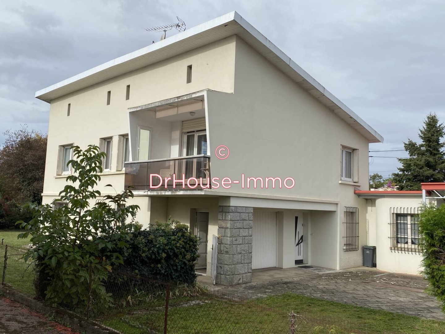 Maison 12 pièces de 190 m² - Pamiers (09100)