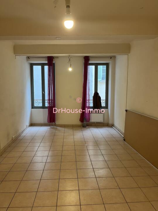 Appartement 2 pièces de 34 m² - Toulon (83000)