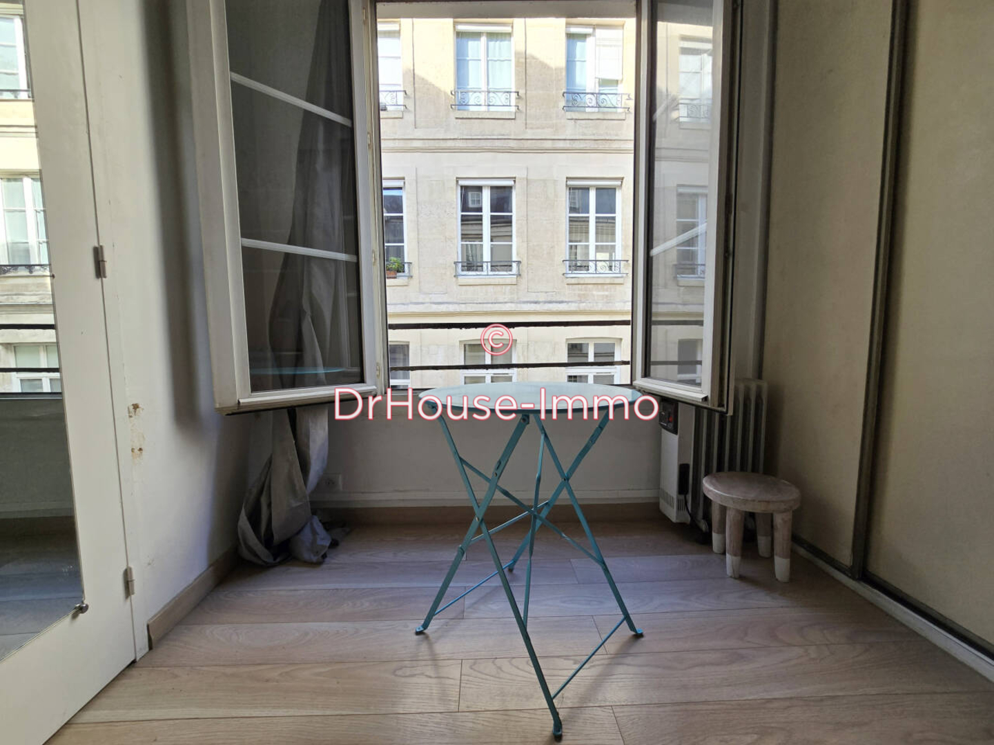 Appartement 1 pièce de 13 m² - Paris (75006)