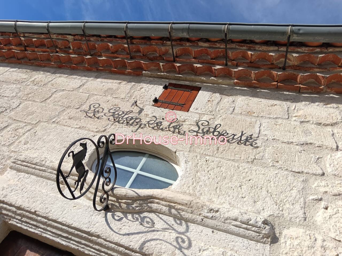 Maison 10 pièces de 252 m² - Villeneuve-sur-Lot (47300)