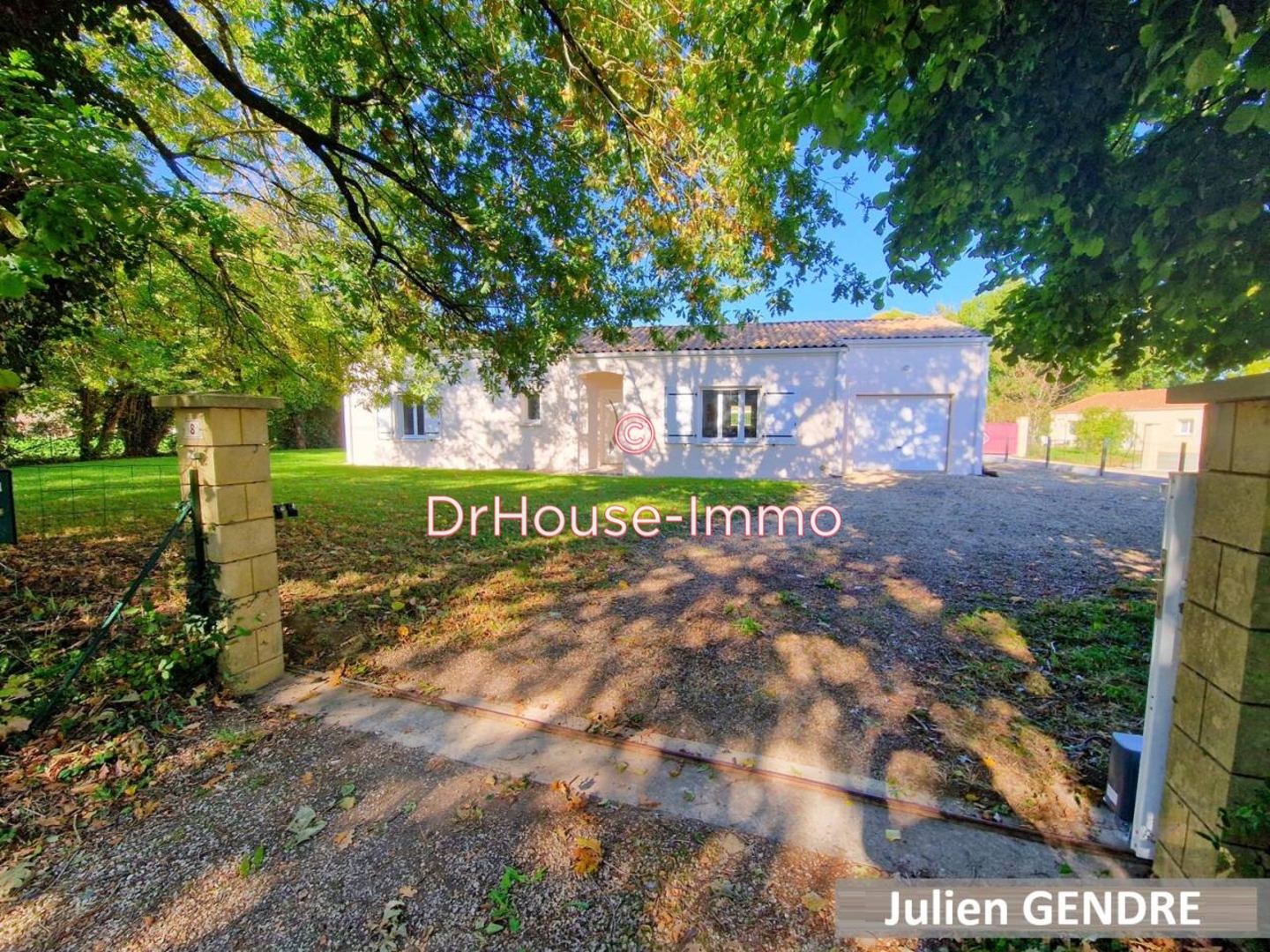 Maison 5 pièces de 108 m² - Saint-Léger-de-la-Martinière (79500)