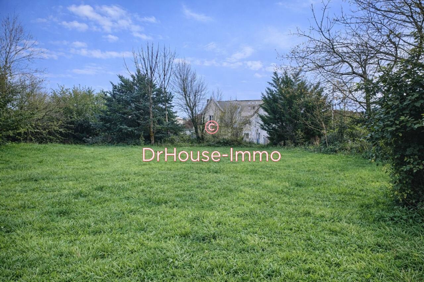 Terrain de 787 m² - Orléans (45000)