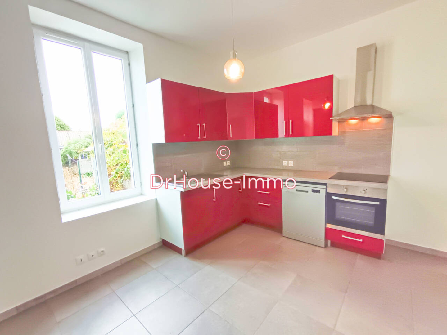 Maison 5 pièces de 132 m² - Thouars (79100)