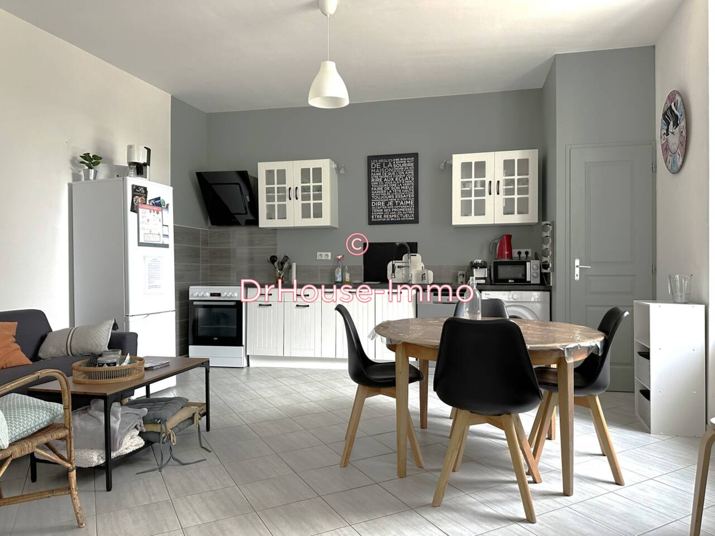 Maison 4 pièces de 89 m² - La Couronne (16400)