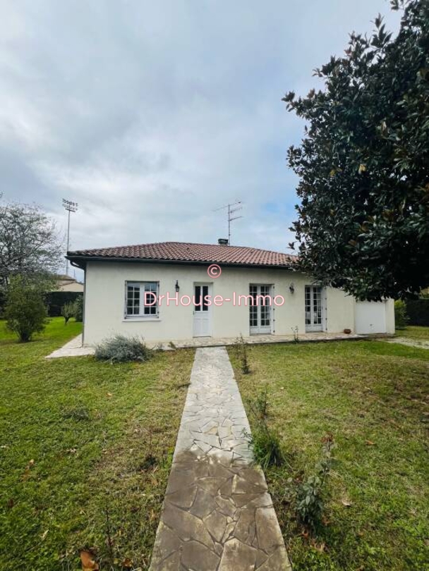 Maison 5 pièces de 105 m² - Bergerac (24100)