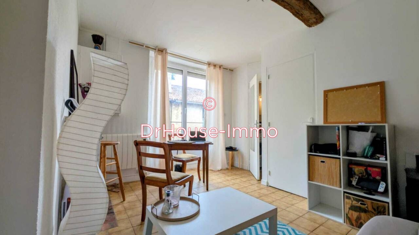 Appartement 1 pièce de 29 m² - Poitiers (86000)