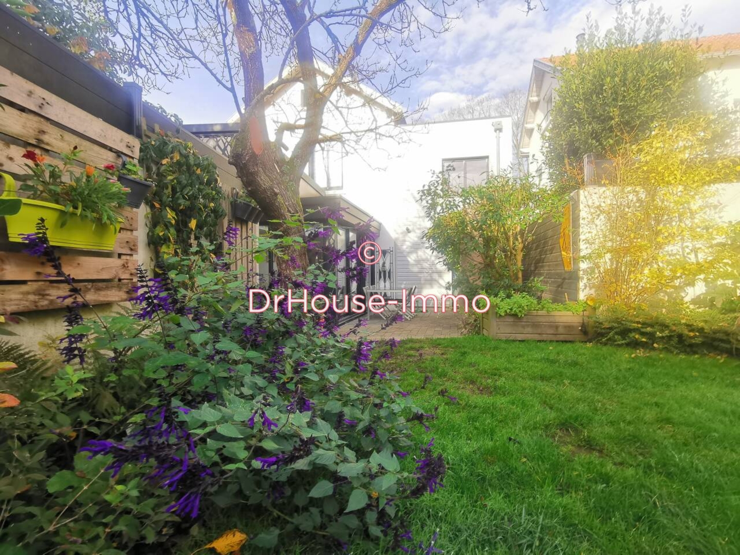 Maison 5 pièces de 104 m² - Nantes (44100)