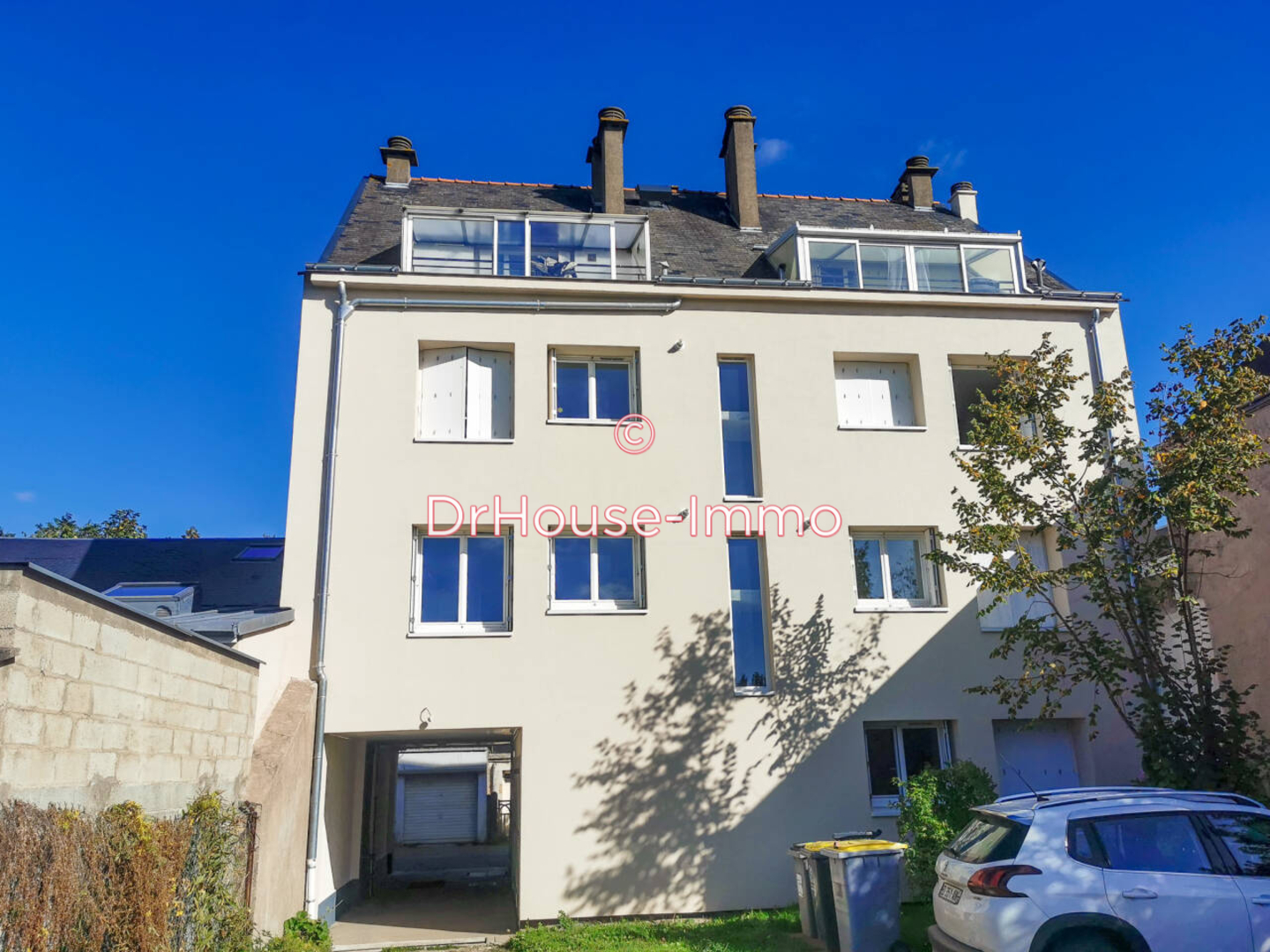 Appartement 1 pièce de 31 m² - Saint-Pierre-des-Corps (37700)