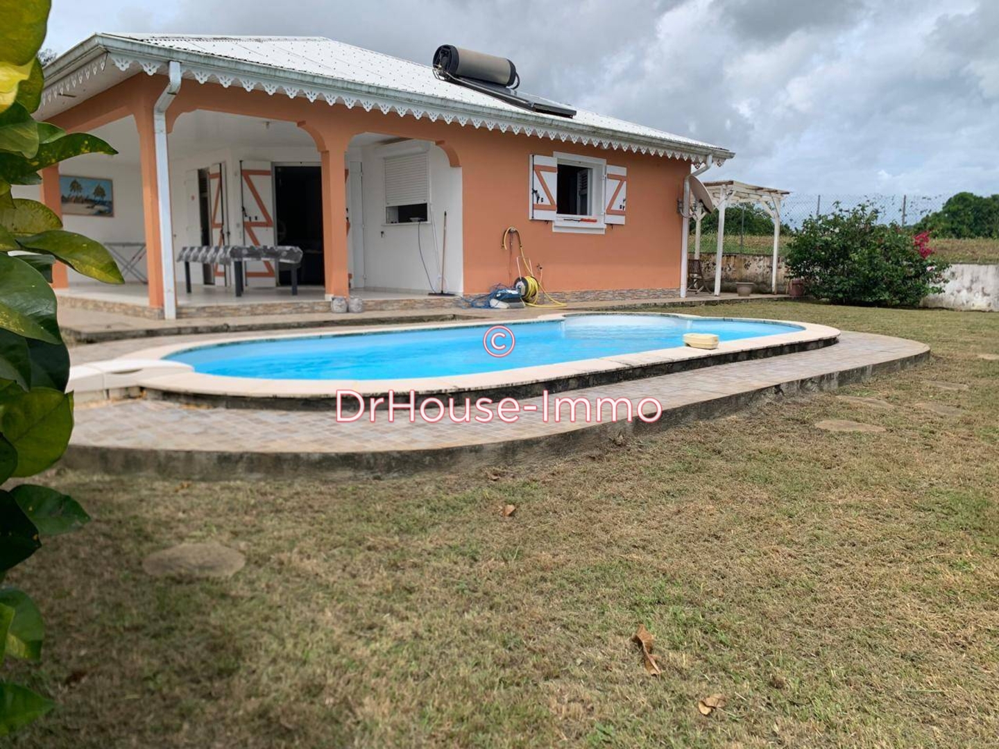 Maison 6 pièces de 145 m² - Lamentin (97232)