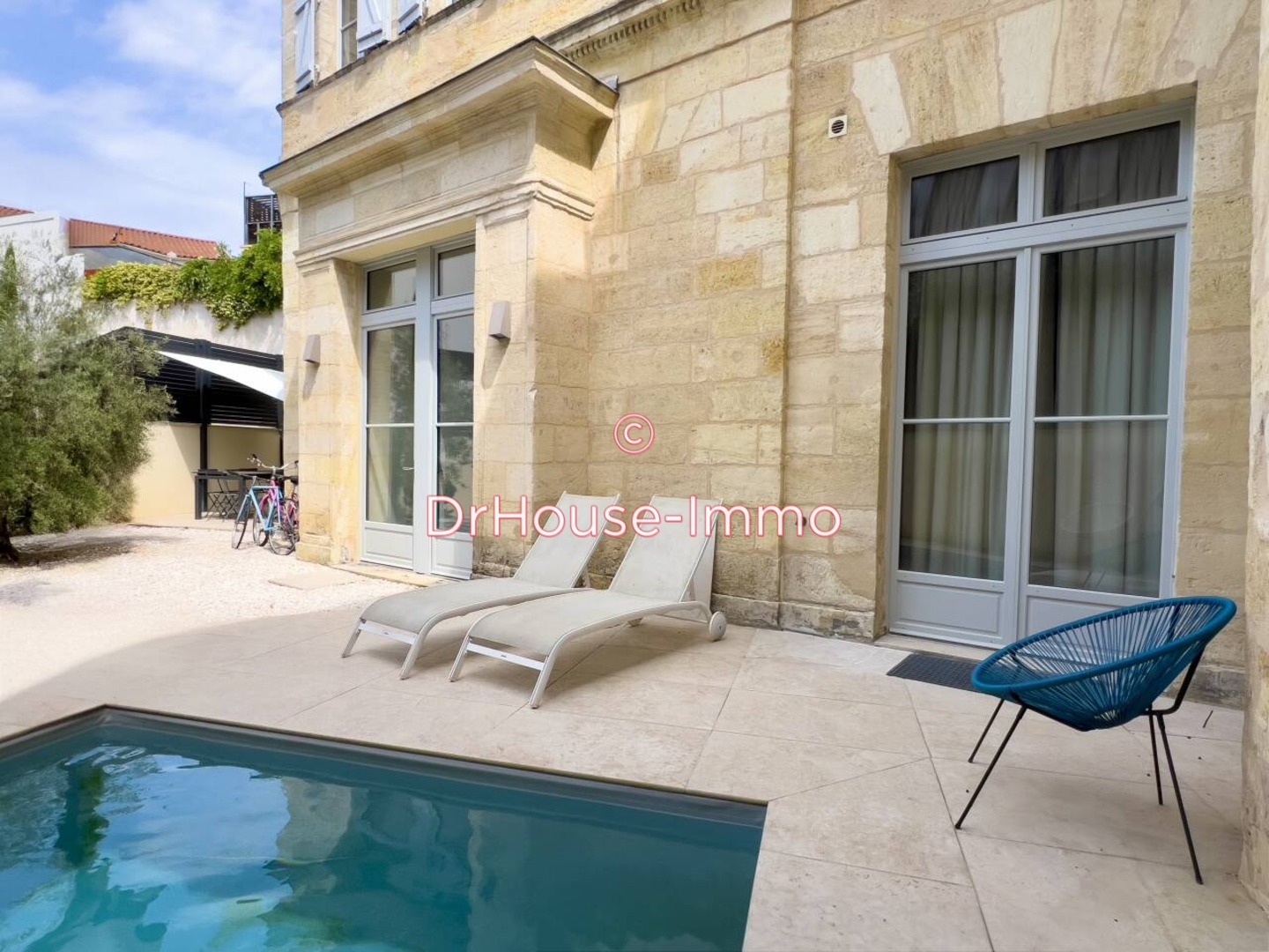 Appartement 3 pièces de 90 m² - Bordeaux (33000)