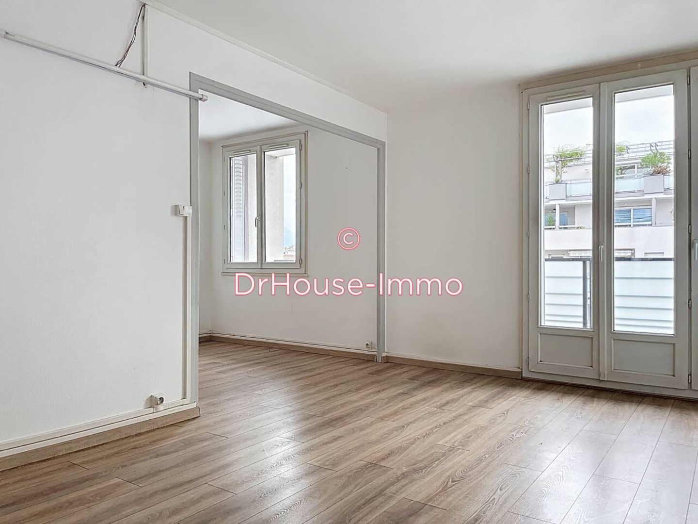 Appartement 4 pièces de 67 m² - Grenoble (38100)