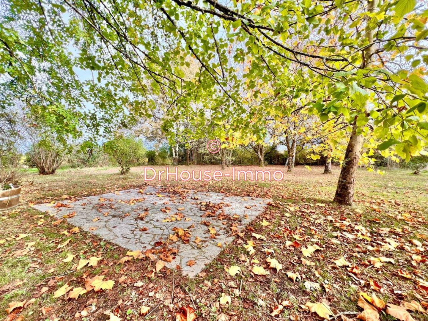 Maison 6 pièces de 304 m² - Vayres (33870)