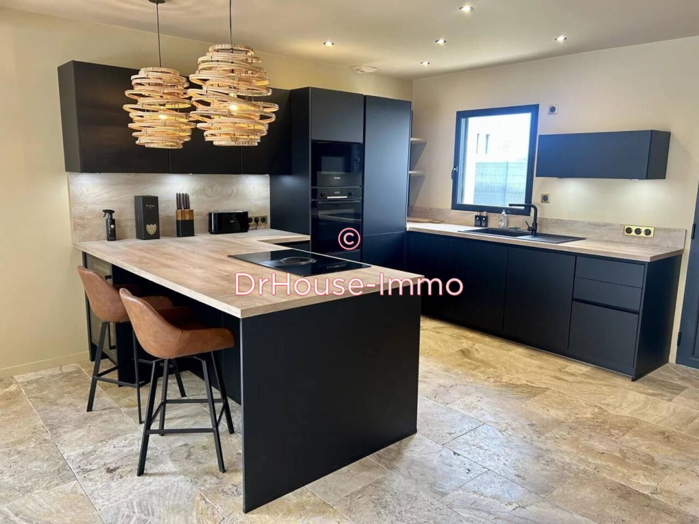 Maison 6 pièces de 150 m² - Biéville-Beuville (14112)