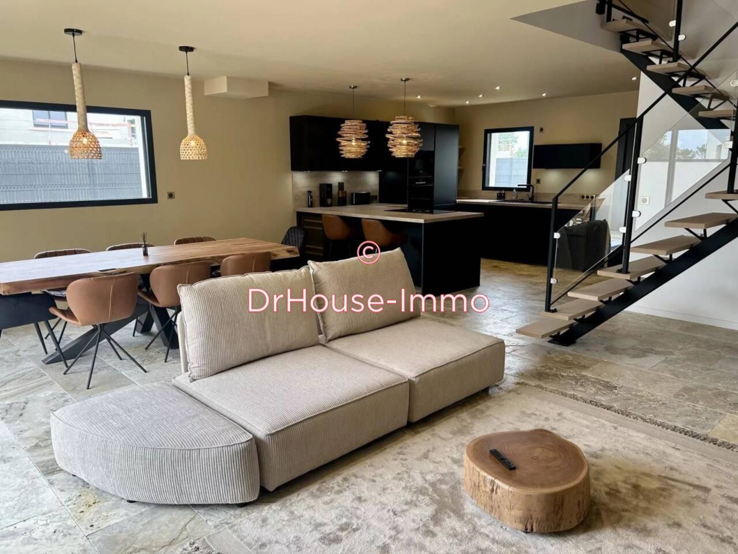 Maison 6 pièces de 150 m² - Biéville-Beuville (14112)