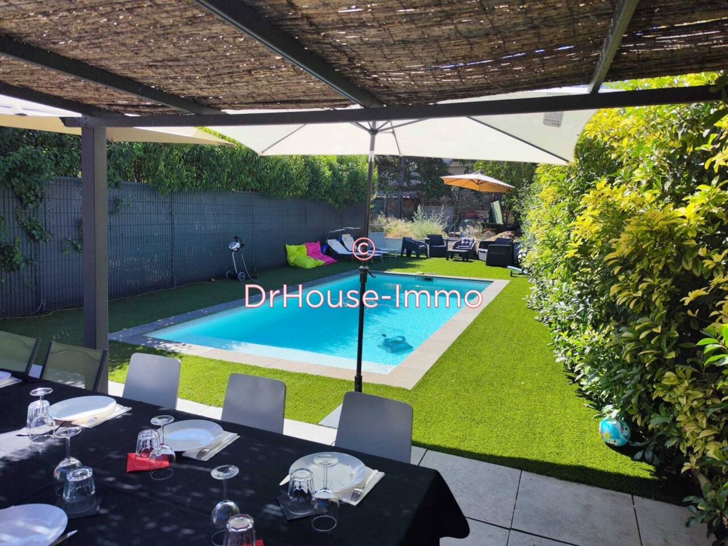 Maison 4 pièces de 195 m² - Marseille (13011)