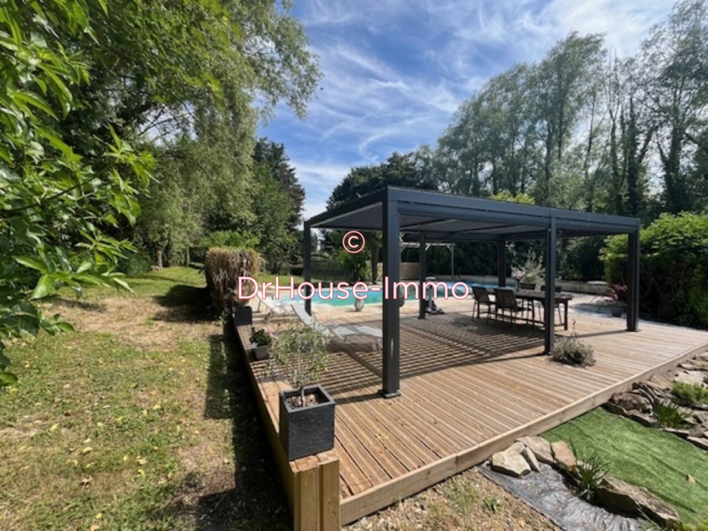 Maison 7 pièces de 220 m² - Gisors (27140)