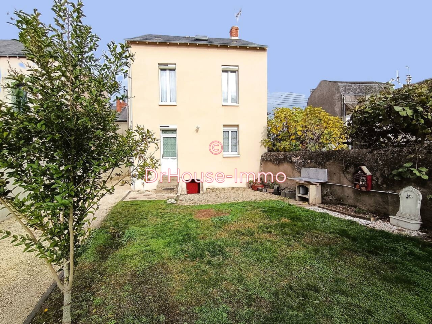 Maison 6 pièces de 85 m² - Thouars (79100)