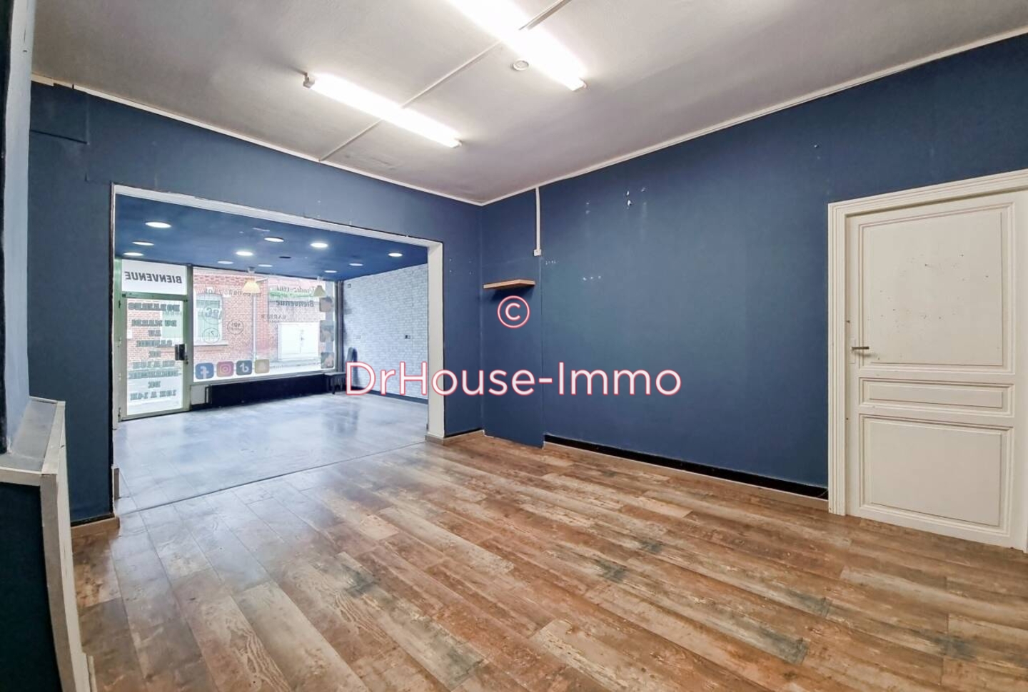 Immeuble 10 pièces de 205 m² - Jeumont (59460)